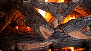 42 NATURAL GAS VENTED GRAND CANYON WEATHERED OAK 3 BURNER WITH BATTERY ELECTRONIC AND REMOTE SYSTEM