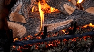 42 Propane VENTED GRAND CANYON WEATHERED OAK 3 BURNER WITH BATTERY ELECTRONIC AND REMOTE SYSTEM